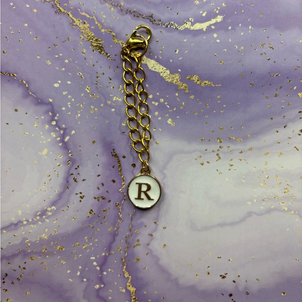 Handmade initial “R” white and gold water bottle tumblr charm